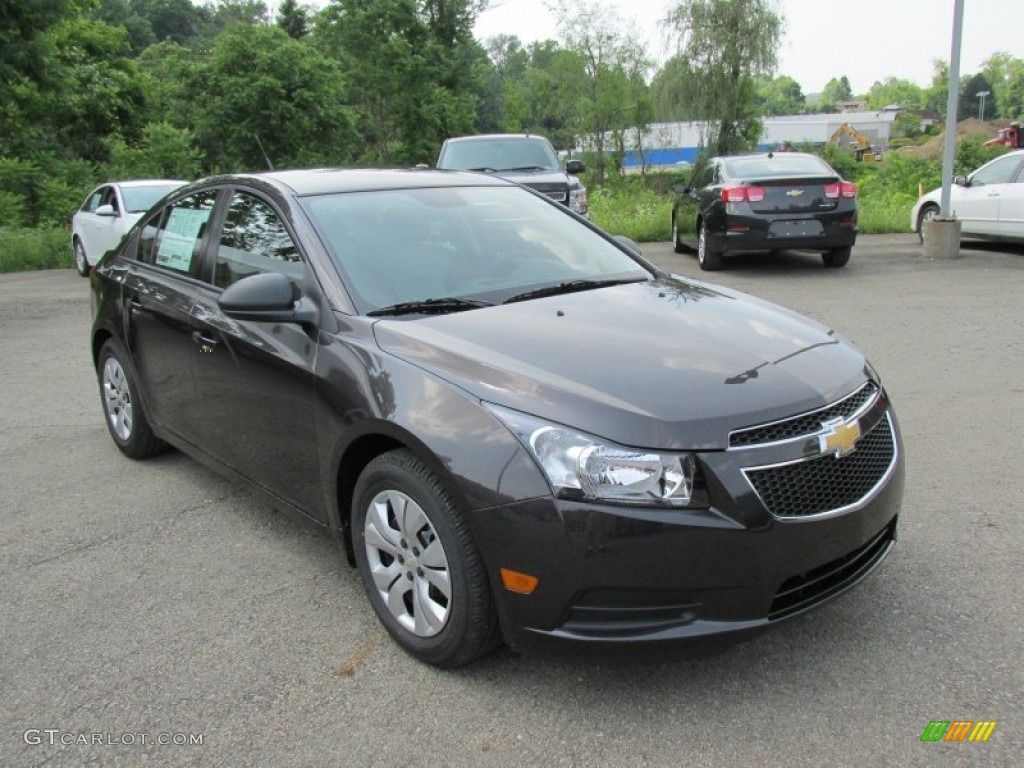 2014 Cruze LS - Tungsten Metallic / Jet Black/Medium Titanium photo #8