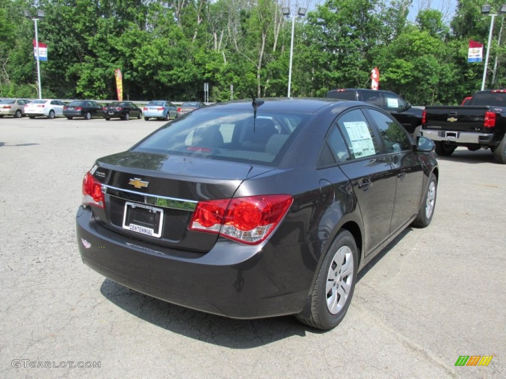 2014 Cruze LS - Tungsten Metallic / Jet Black/Medium Titanium photo #6