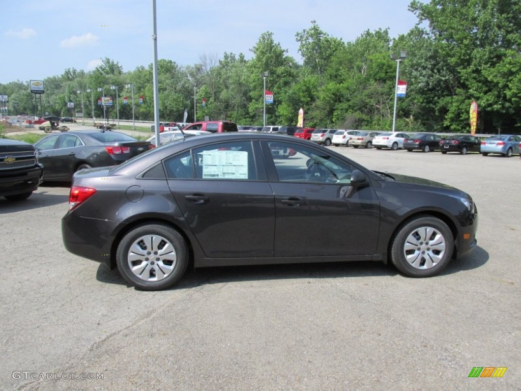 2014 Cruze LS - Tungsten Metallic / Jet Black/Medium Titanium photo #7
