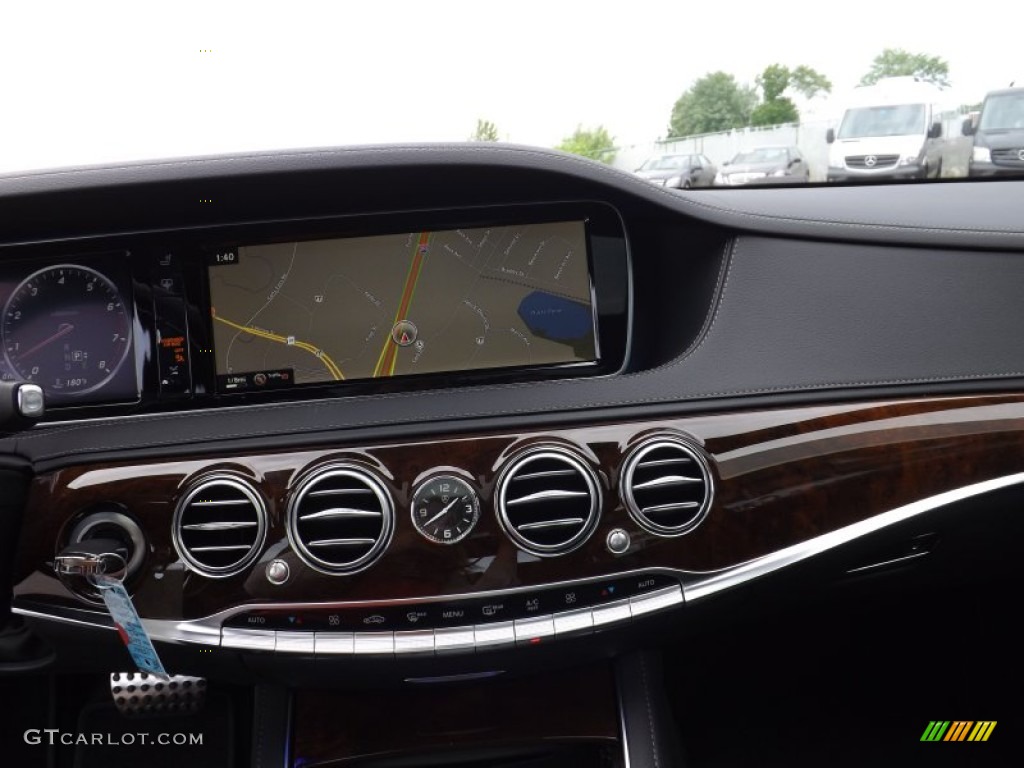 2015 Mercedes-Benz S 550 4Matic Sedan Controls Photo #94544973