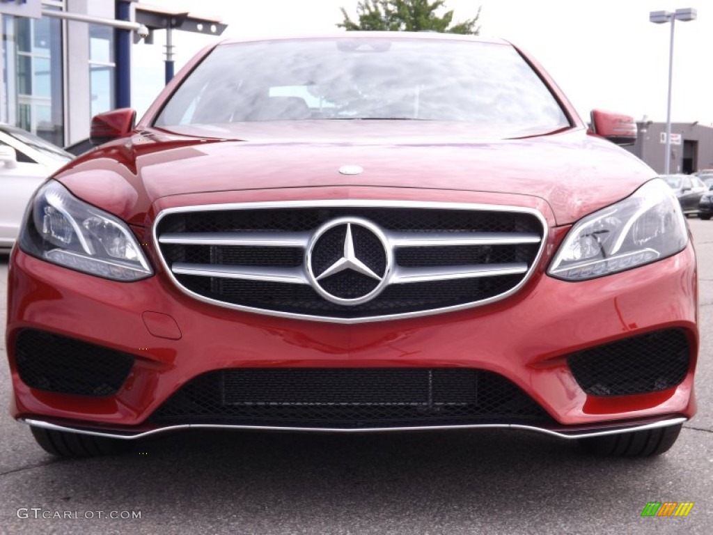 2014 E 350 4Matic Sport Sedan - Hyacinth Red Metallic / Porcelain/Black photo #2