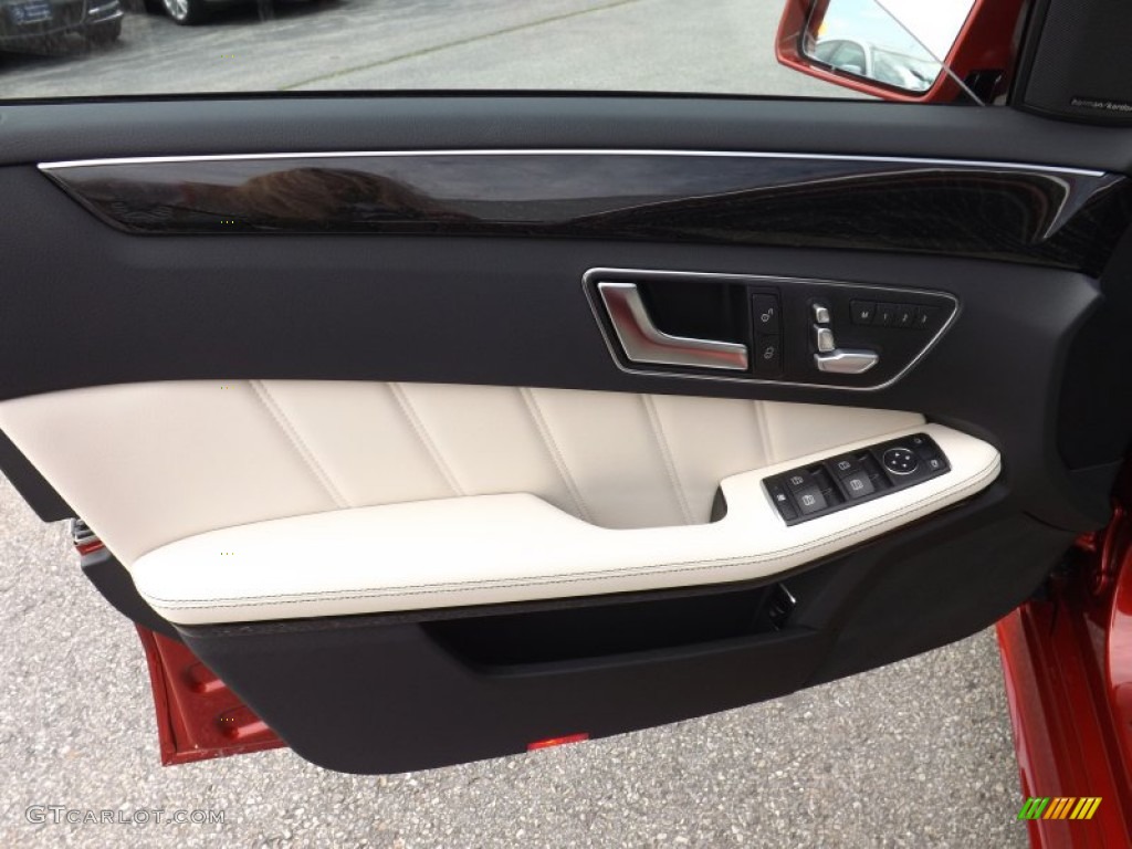 2014 Mercedes-Benz E 350 4Matic Sport Sedan Porcelain/Black Door Panel Photo #94545870