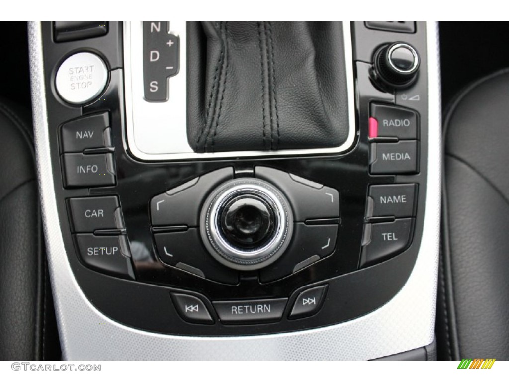 2012 Audi A4 2.0T quattro Avant Controls Photos