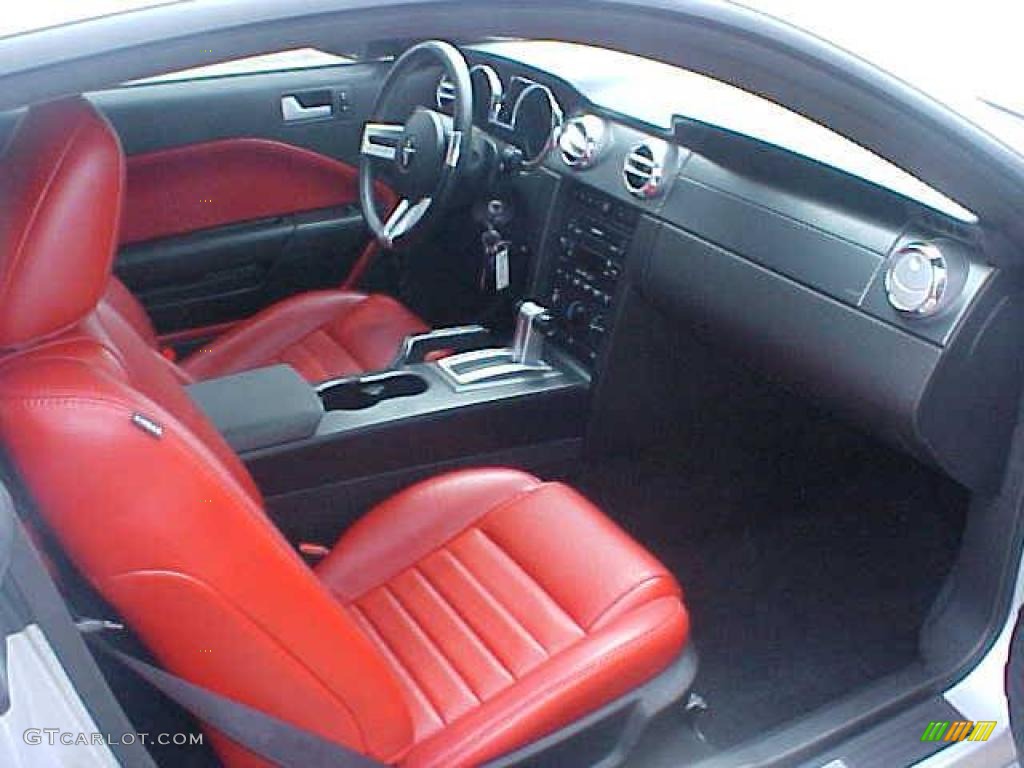 2006 Mustang GT Premium Coupe - Satin Silver Metallic / Red/Dark Charcoal photo #11