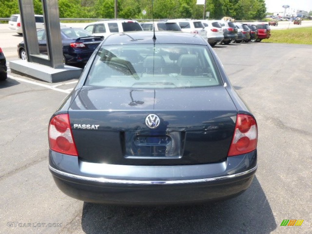 2005 Passat GLS 1.8T Sedan - Shadow Blue Metallic / Anthracite photo #6
