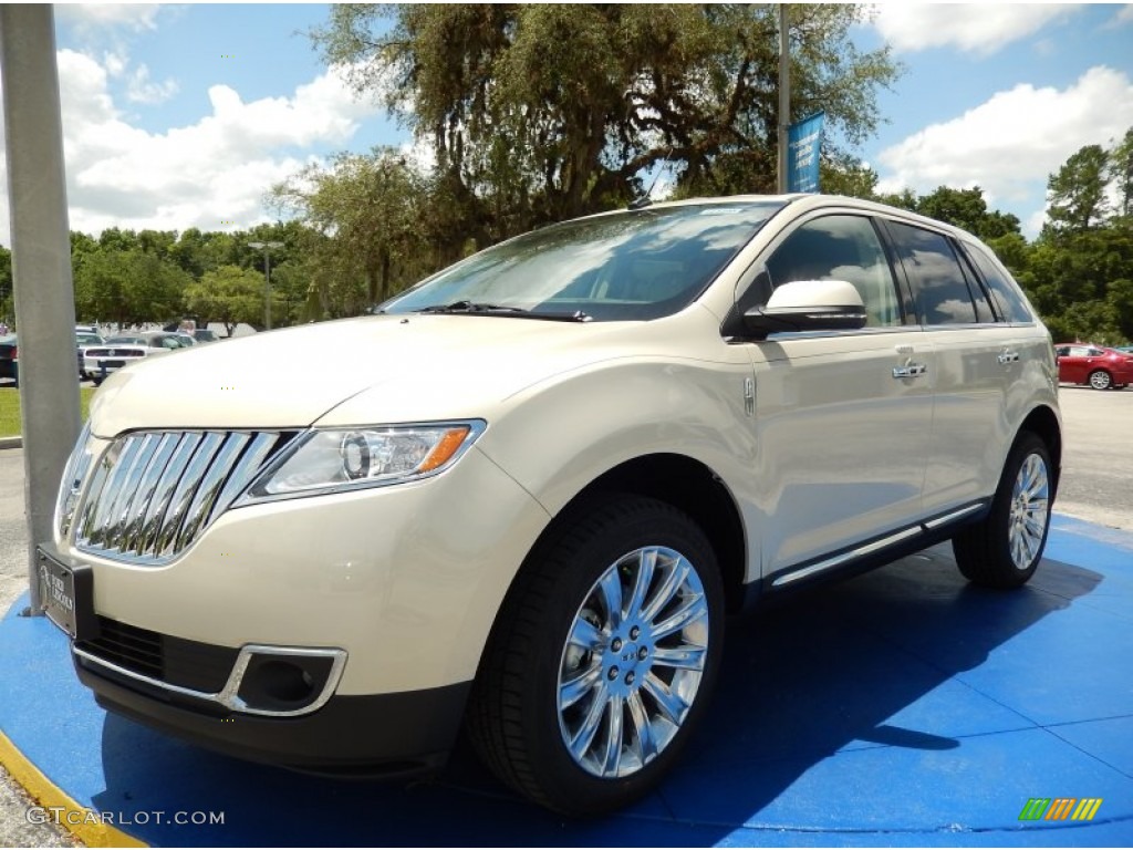 2014 MKX FWD - Platinum Dune Metallic Tri-Coat / Medium Light Stone photo #1