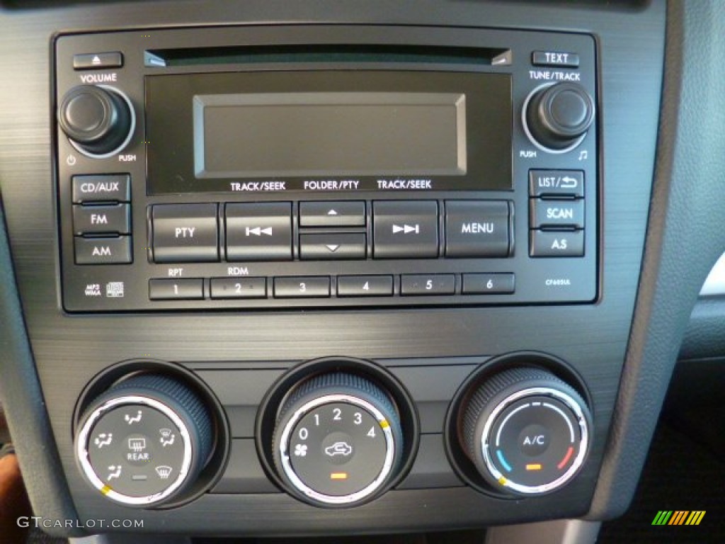 2015 Subaru Forester 2.5i Controls Photo #94560127