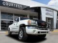 2004 Summit White GMC Sierra 2500HD SLE Extended Cab 4x4  photo #1