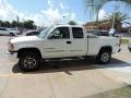 2004 Summit White GMC Sierra 2500HD SLE Extended Cab 4x4  photo #3