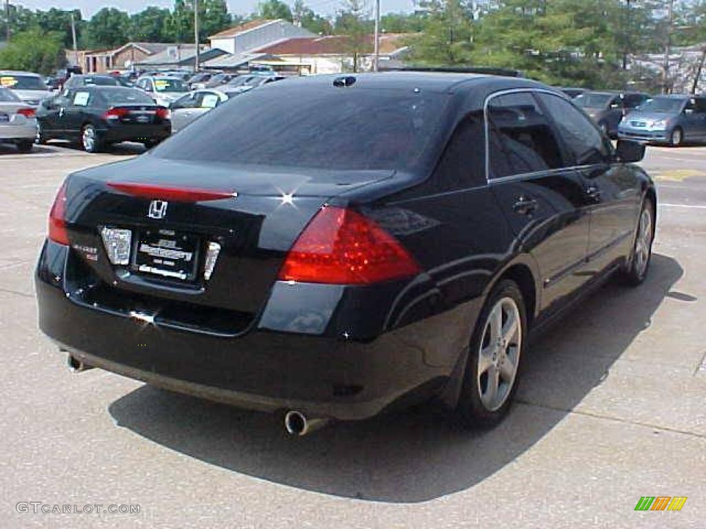 2006 Accord EX-L V6 Sedan - Nighthawk Black Pearl / Ivory photo #10