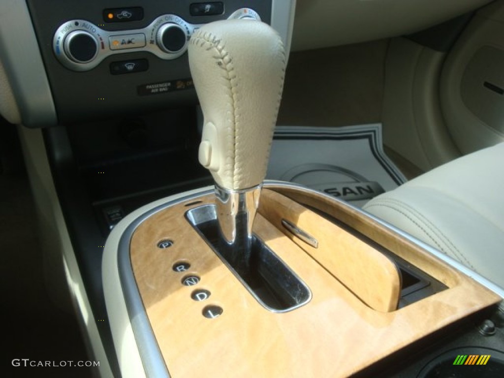2011 Nissan Murano CrossCabriolet AWD Transmission Photos