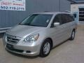 2006 Silver Pearl Metallic Honda Odyssey EX  photo #2