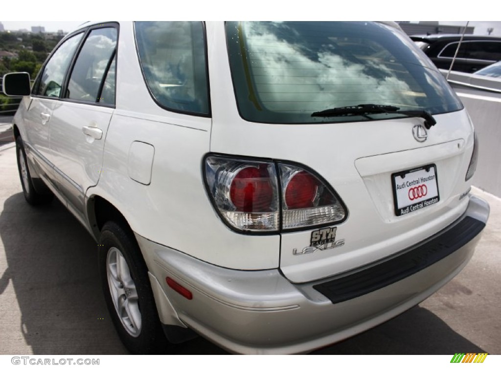 2001 RX 300 - White Gold Crystal / Ivory photo #6