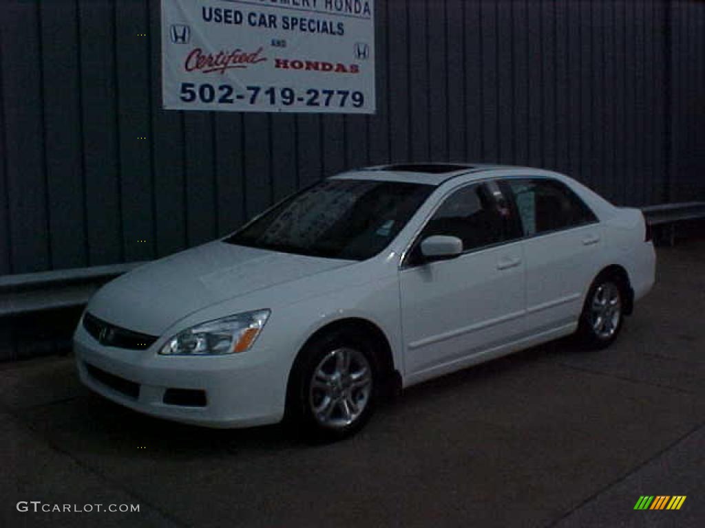 2007 Accord EX Sedan - Taffeta White / Ivory photo #2