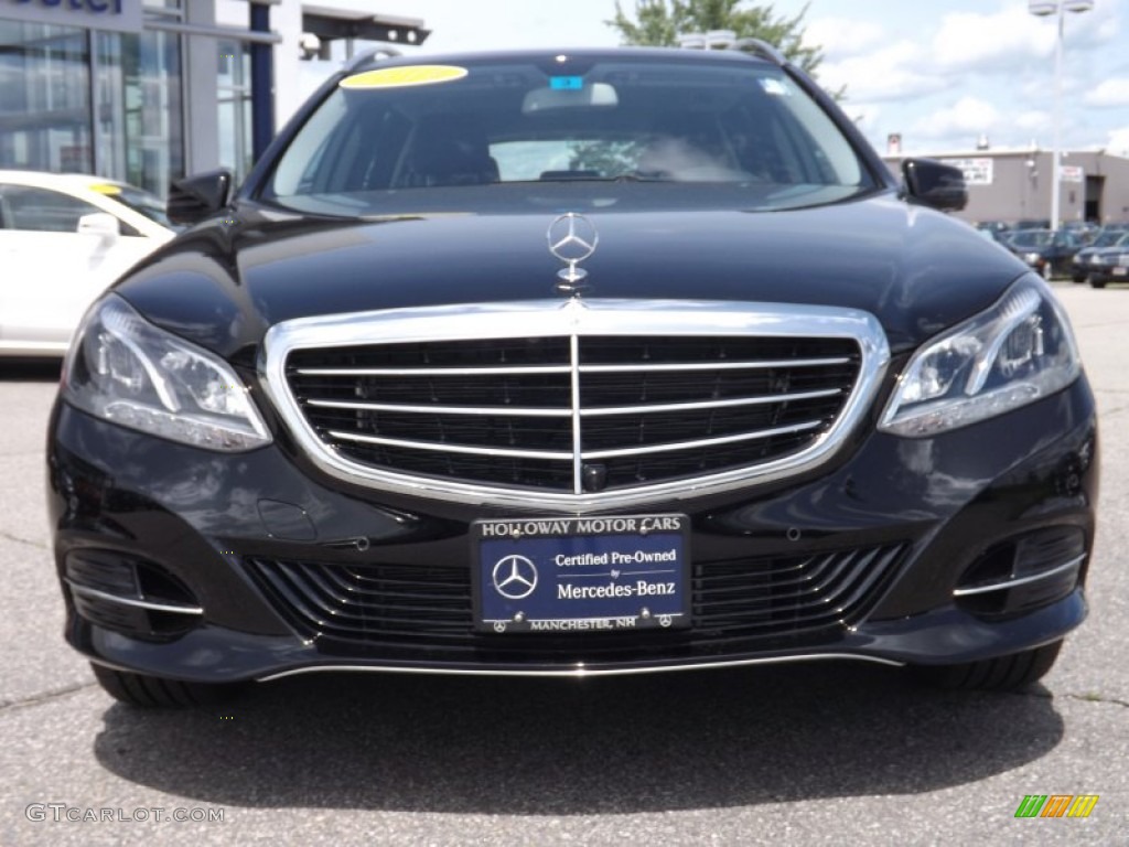 2014 E 350 4Matic Wagon - Black / Black photo #2