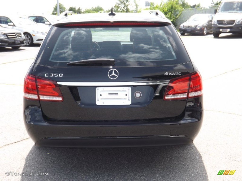 2014 E 350 4Matic Wagon - Black / Black photo #4