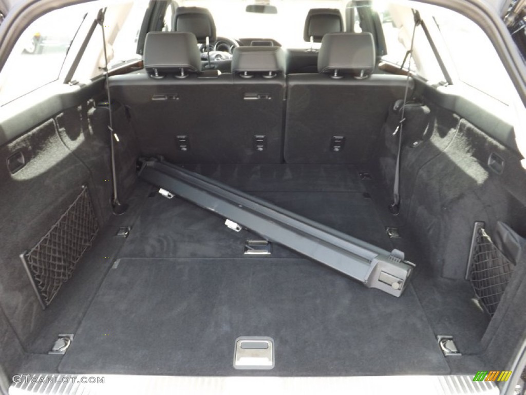 2014 E 350 4Matic Wagon - Black / Black photo #6