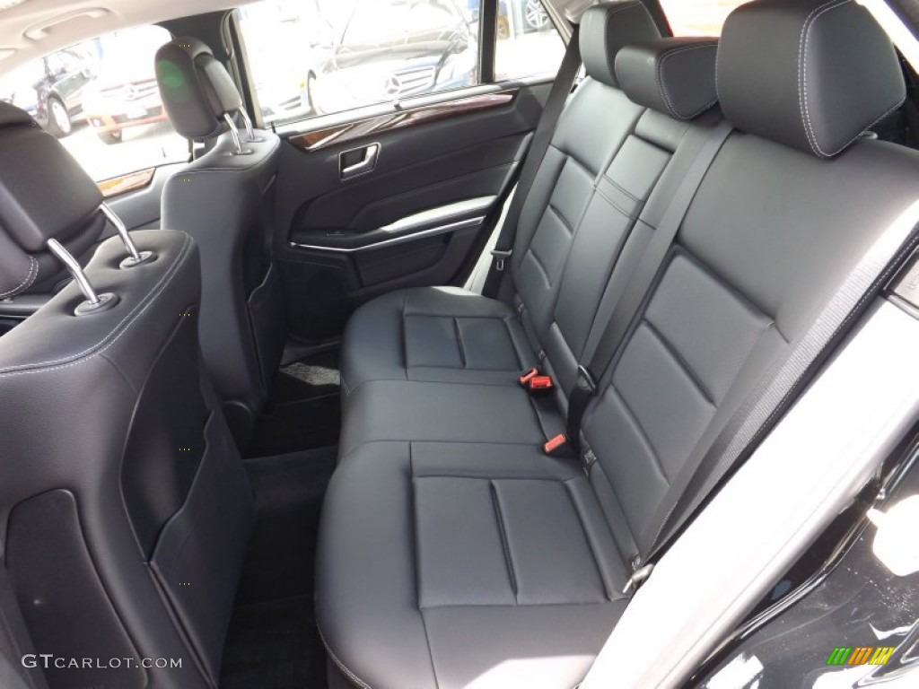 2014 E 350 4Matic Wagon - Black / Black photo #9
