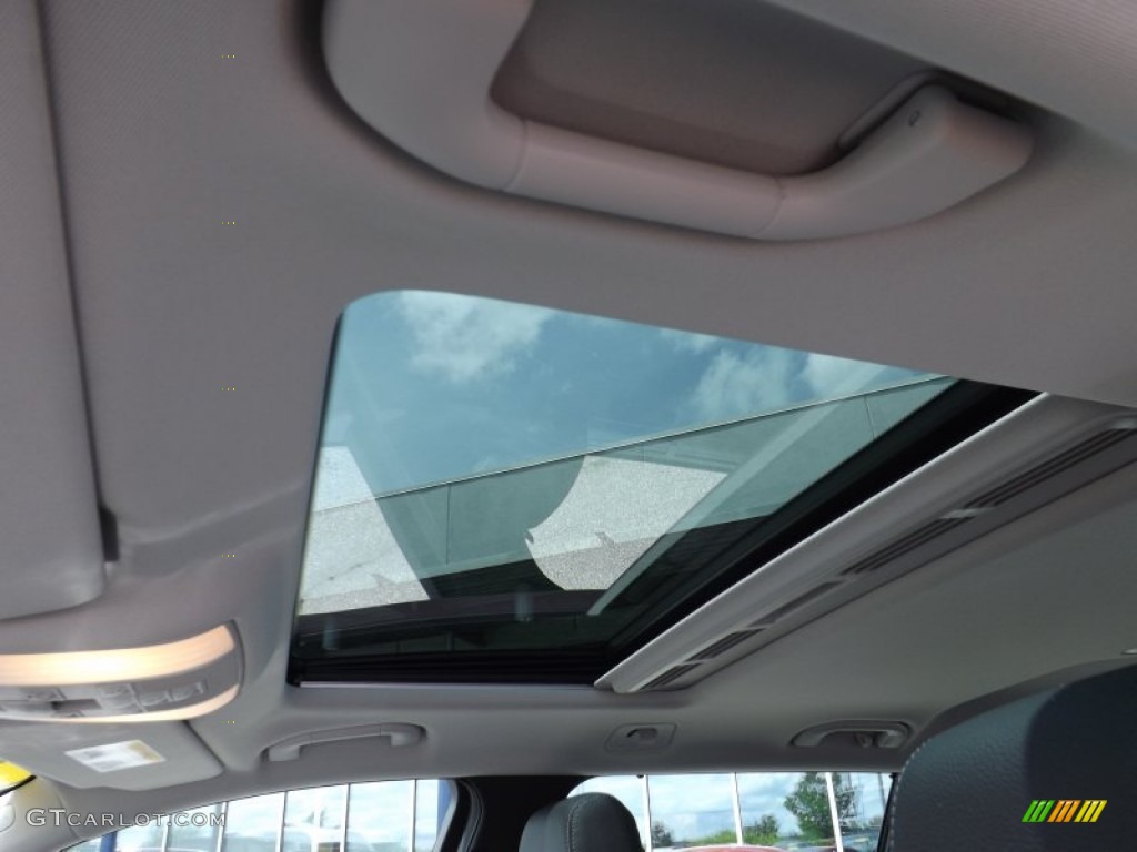 2014 E 350 4Matic Wagon - Black / Black photo #10