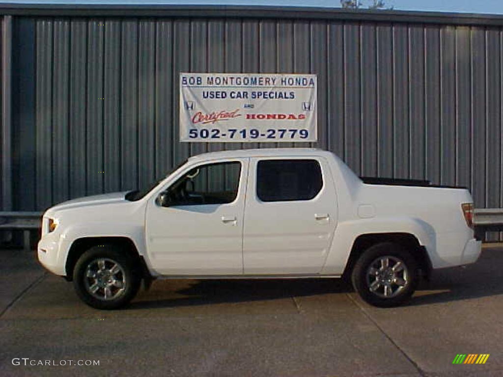 White Honda Ridgeline