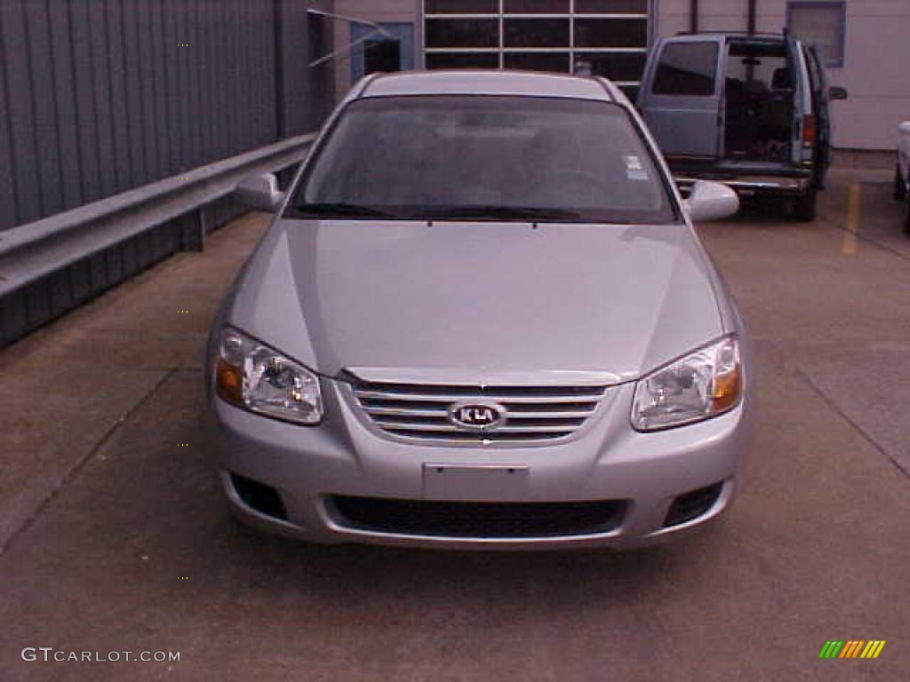 2007 Spectra LX Sedan - Silver / Gray photo #3