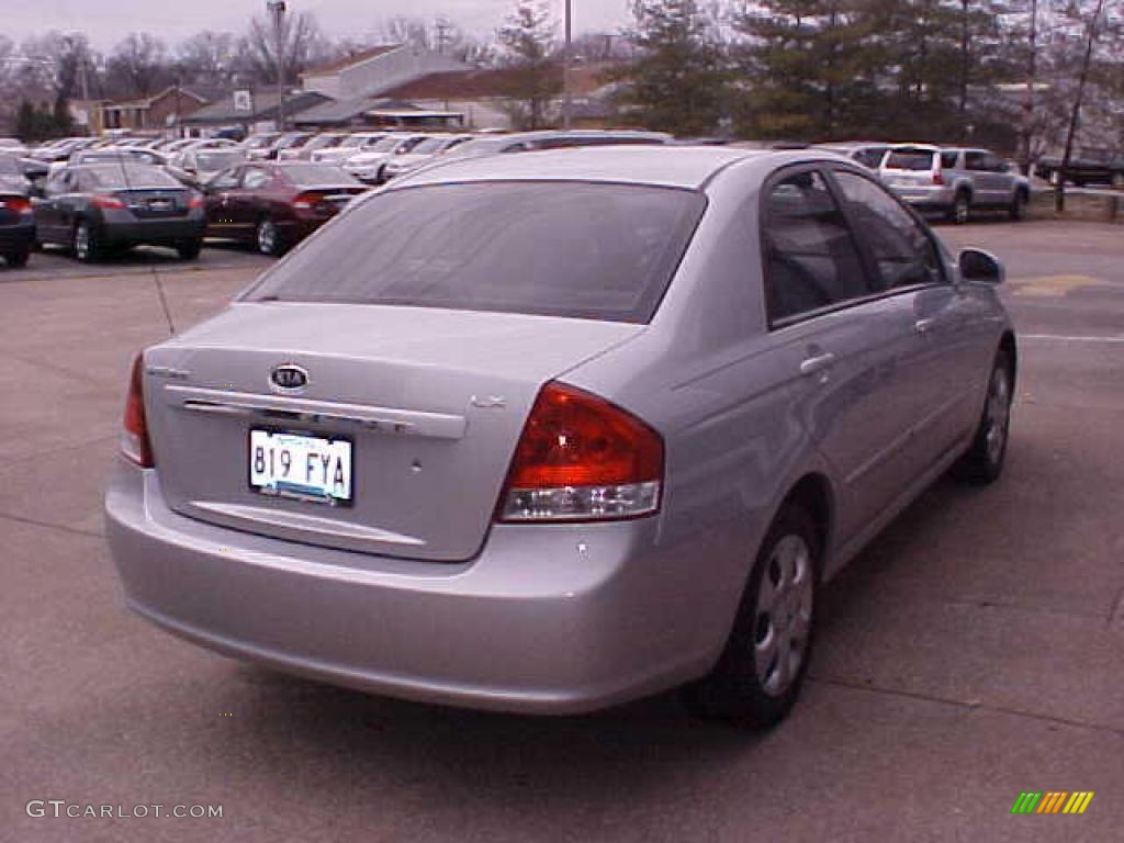 2007 Spectra LX Sedan - Silver / Gray photo #8