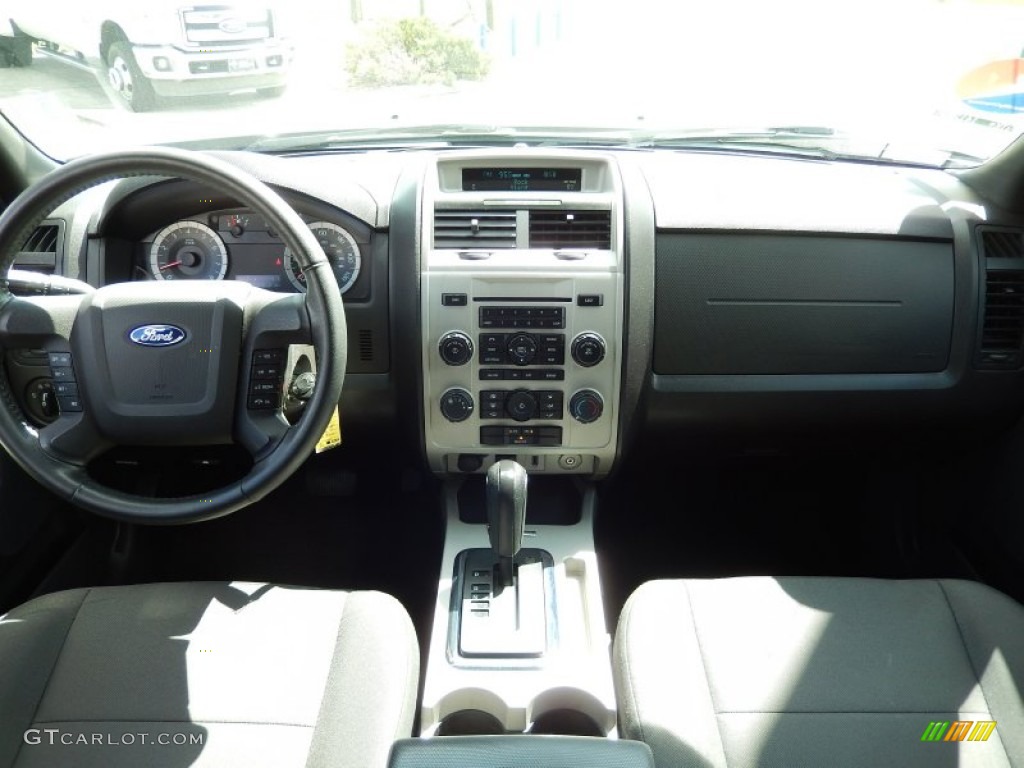 2010 Escape XLT V6 - Steel Blue Metallic / Charcoal Black photo #20