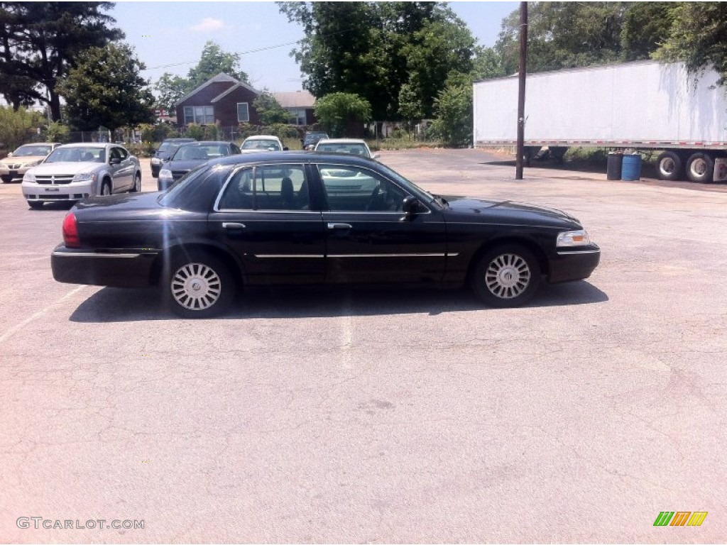 2008 Grand Marquis LS - Black Clearcoat / Charcoal Black photo #5