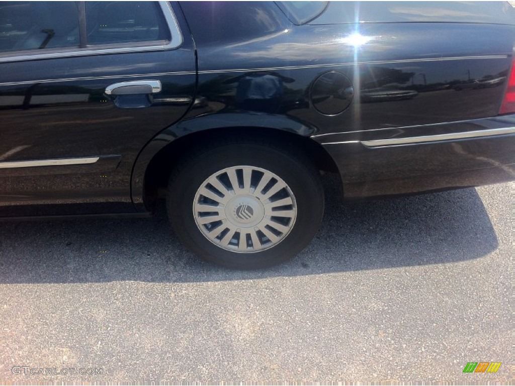 2008 Grand Marquis LS - Black Clearcoat / Charcoal Black photo #9