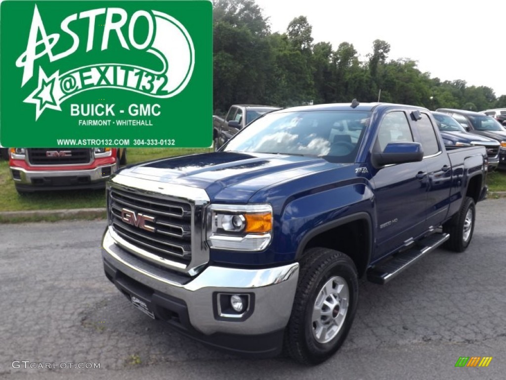 Cobalt Blue Metallic GMC Sierra 2500HD