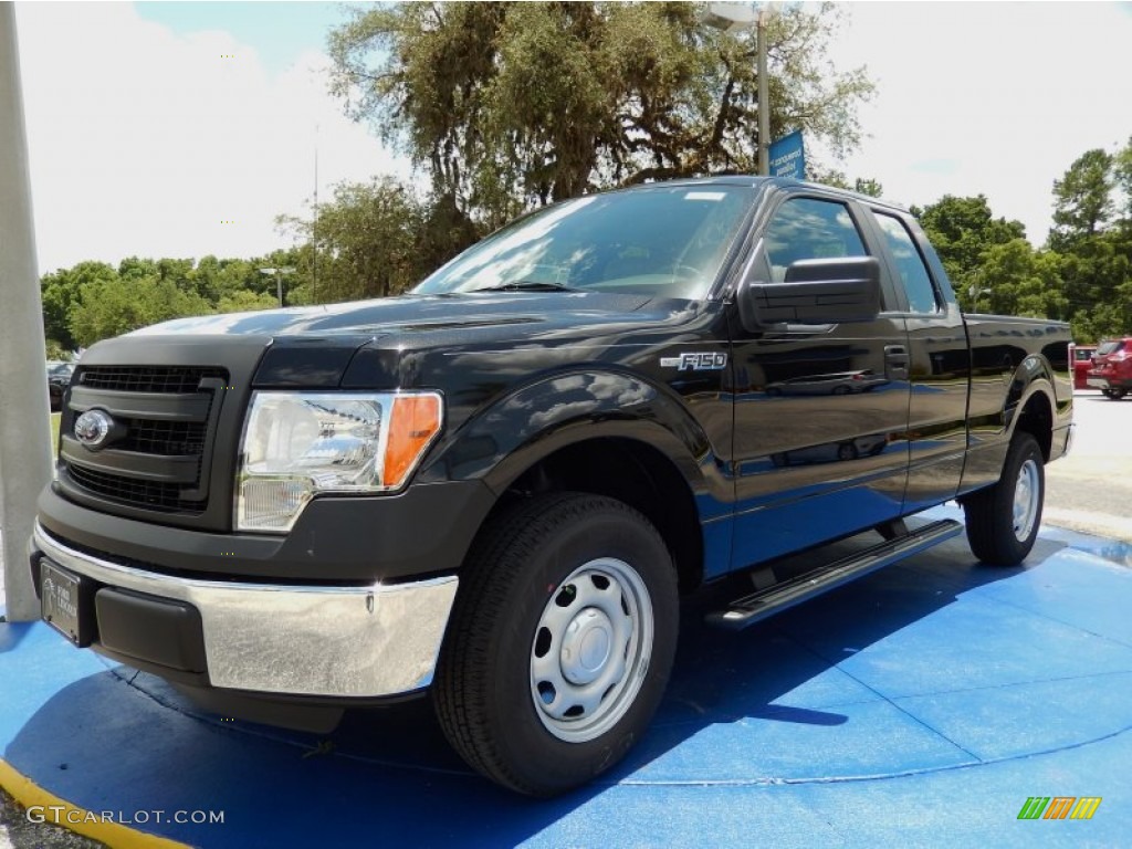 2014 F150 XL SuperCab - Tuxedo Black / Steel Grey photo #1