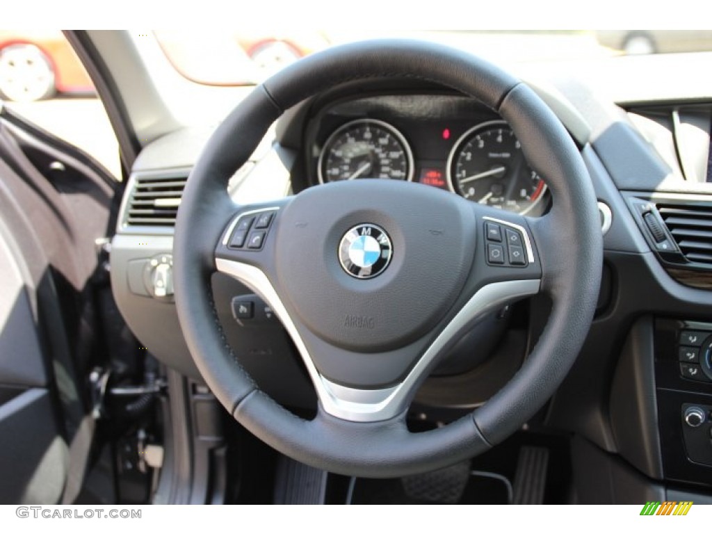 2014 BMW X1 xDrive35i Steering Wheel Photos