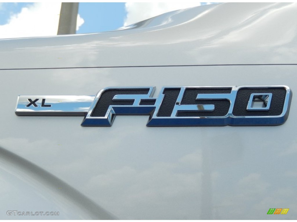 2014 Ford F150 XL Regular Cab Marks and Logos Photos