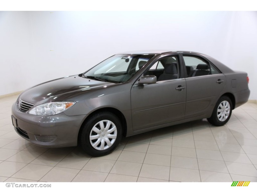 Phantom Gray Pearl 2006 Toyota Camry LE Exterior Photo #94581073