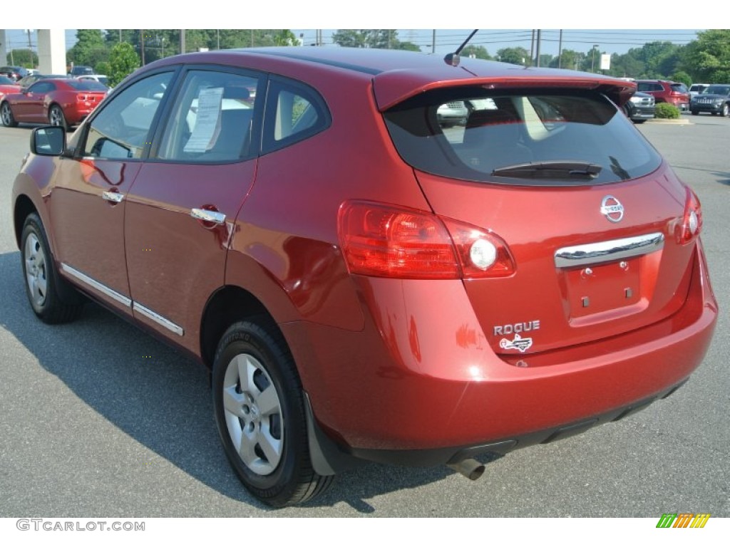 2013 Rogue S - Cayenne Red / Gray photo #4