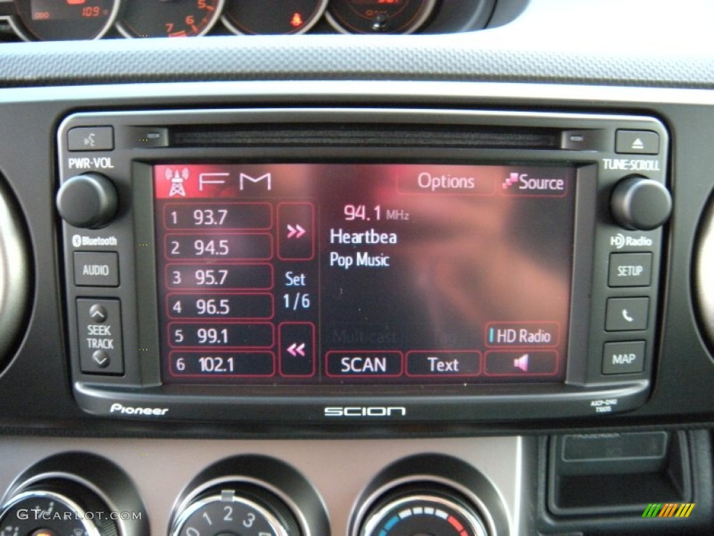 2014 Scion xB Standard xB Model Audio System Photos