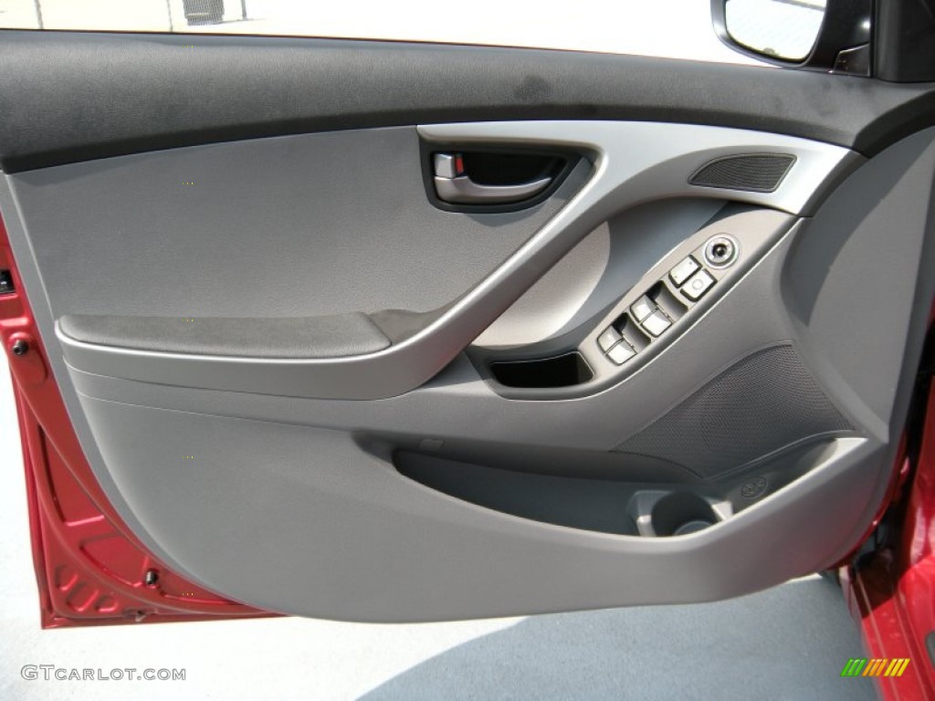2014 Elantra SE Sedan - Red / Gray photo #20