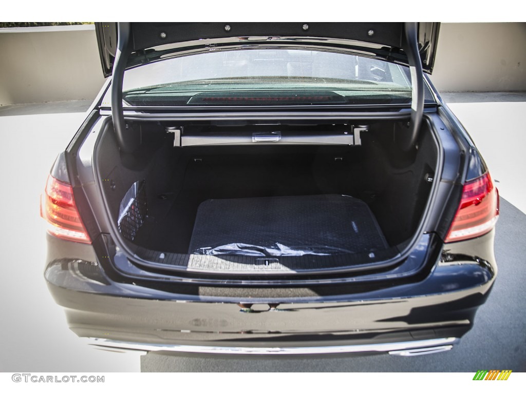 2014 E E250 BlueTEC Sedan - Black / Black photo #4
