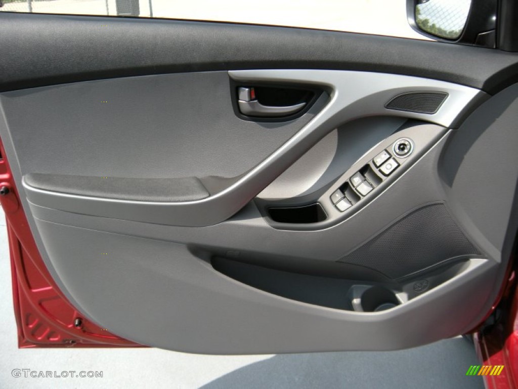 2014 Elantra SE Sedan - Red / Gray photo #20