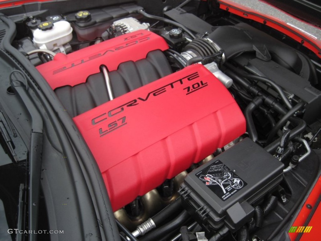2013 Chevrolet Corvette 427 Convertible Collector Edition Engine Photos