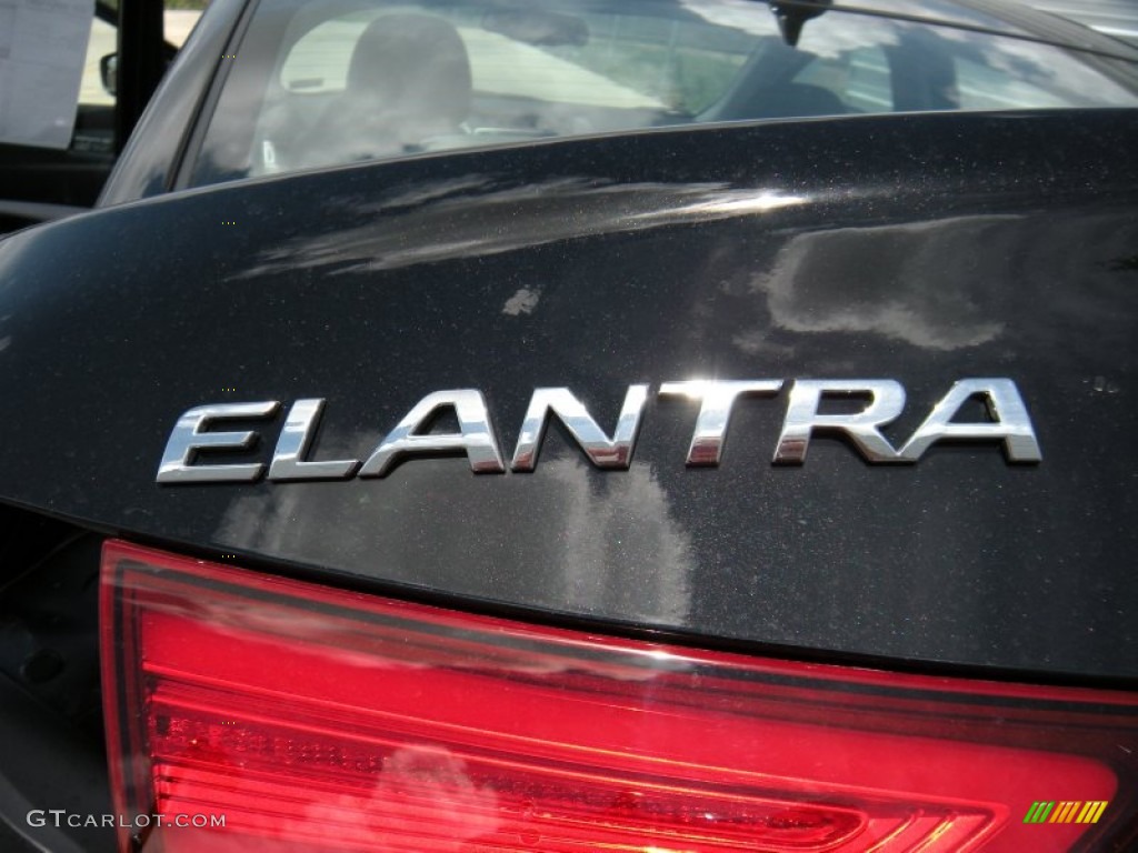 2014 Elantra Limited Sedan - Black / Gray photo #14