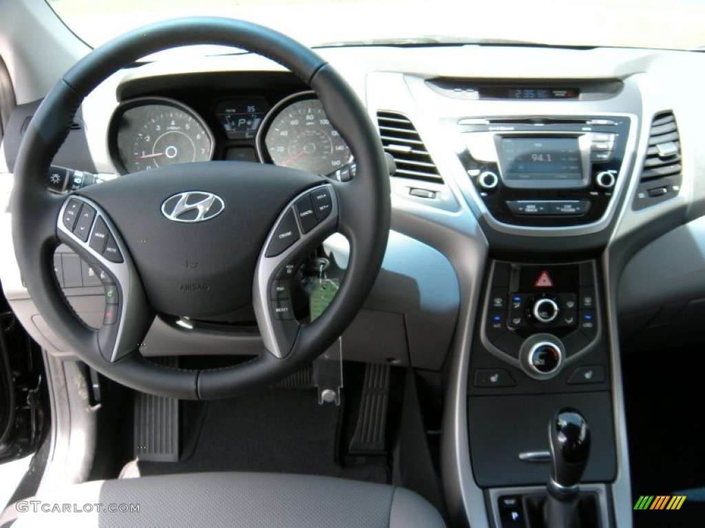 2014 Elantra Limited Sedan - Black / Gray photo #25
