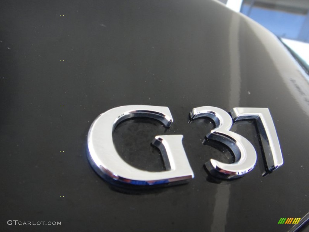 2011 G 37 Journey Sedan - Black Obsidian / Graphite photo #21