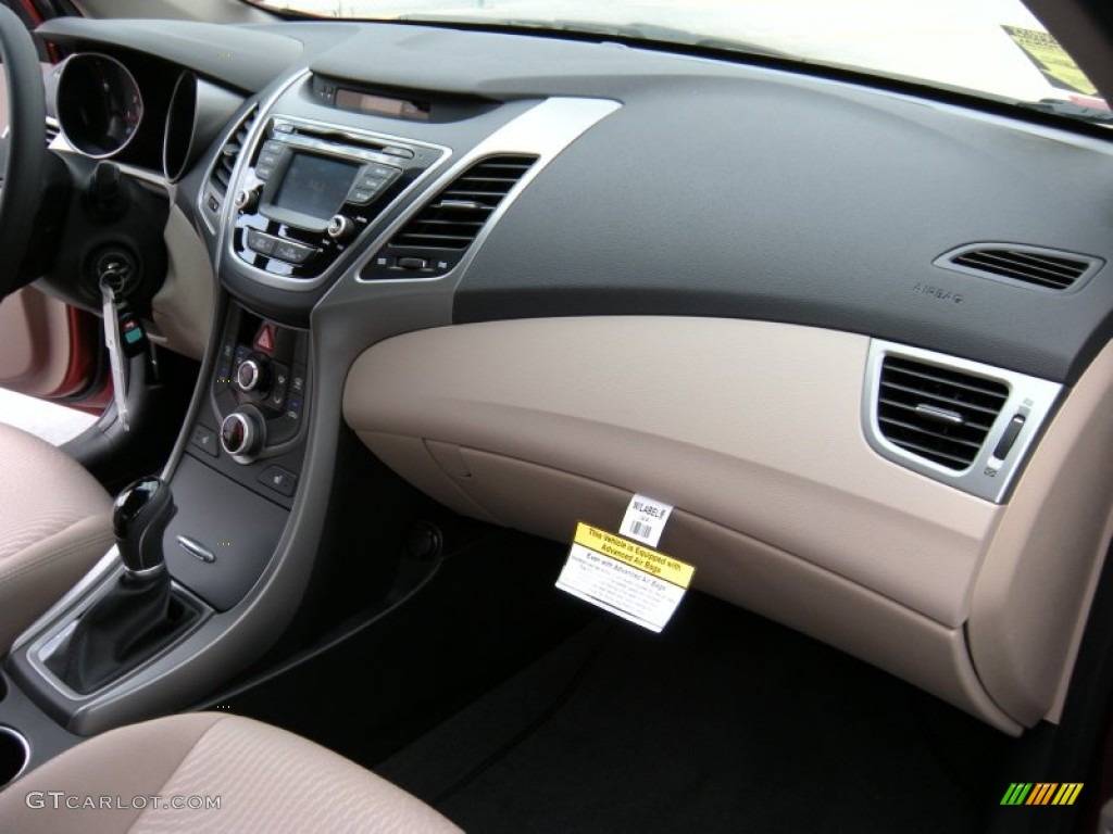 2014 Elantra SE Sedan - Red / Beige photo #17
