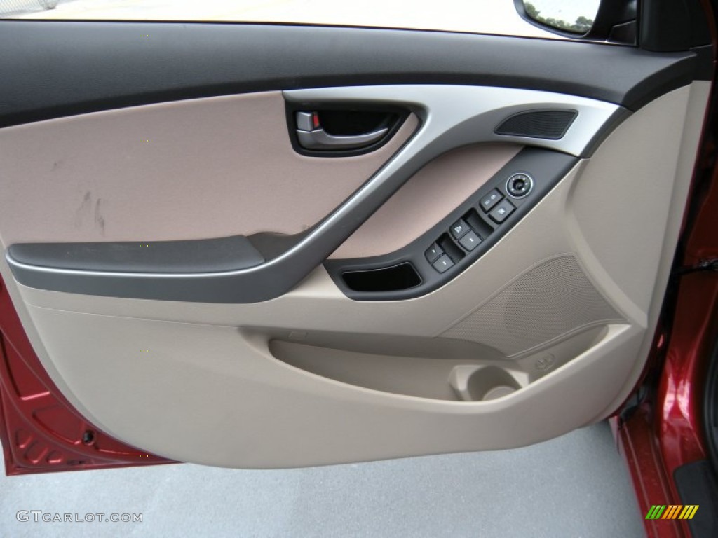 2014 Elantra SE Sedan - Red / Beige photo #20