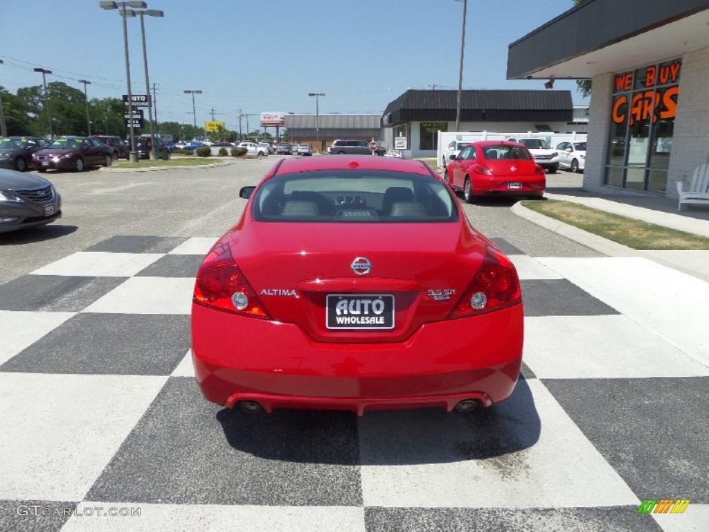 2012 Altima 3.5 SR Coupe - Red Alert / Charcoal photo #4