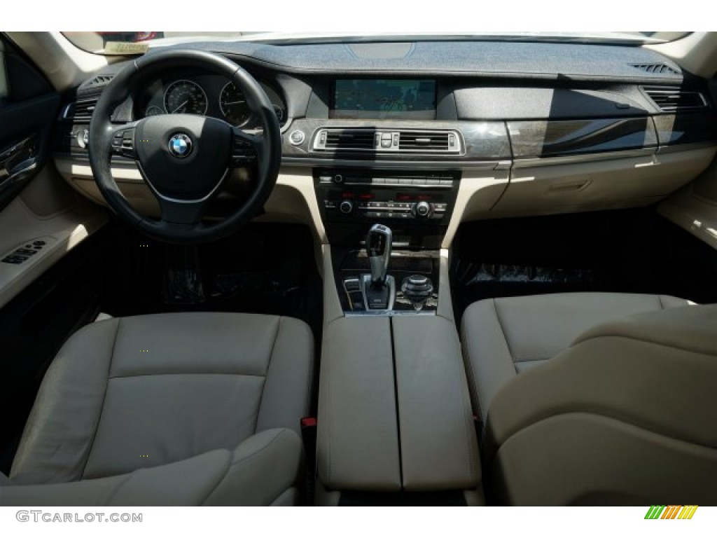 2012 7 Series 740i Sedan - Mineral White Metallic / Oyster/Black photo #10