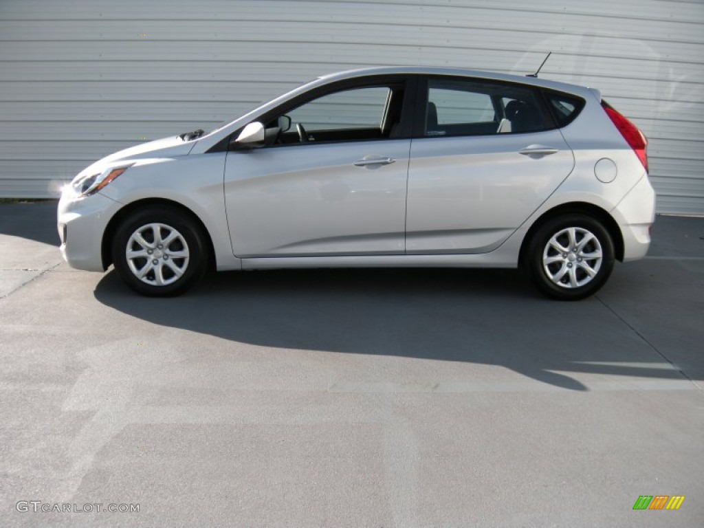 2013 Accent GS 5 Door - Ironman Silver / Black photo #6