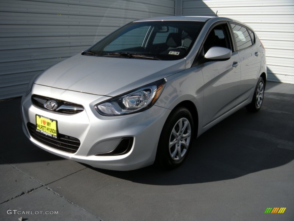2013 Accent GS 5 Door - Ironman Silver / Black photo #7