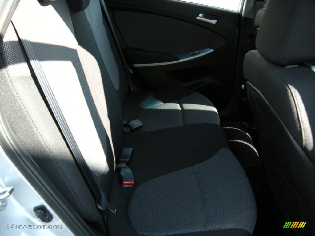 2013 Accent GS 5 Door - Ironman Silver / Black photo #25